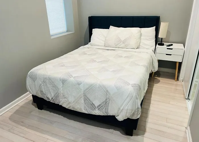 Modern 4br-3ba Near Public Transit And Wfh *